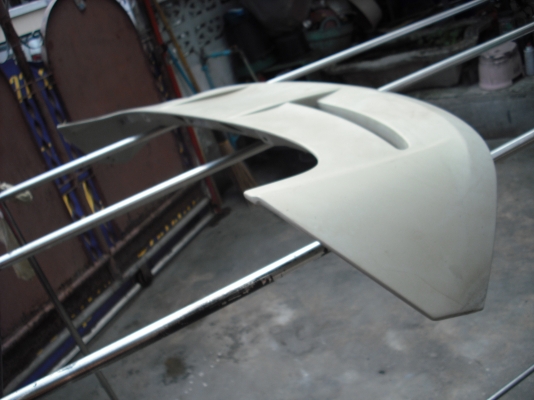 สปอยเลอร์รถ สปอยเลอร์รถ