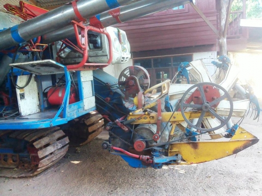 ขายรถเกี่ยวข้าว ศักดิ์พัฒนา รุ่นSS501 อุ้ม2.5ตัน เครื่อง210เทอร์โบ สภาพพร้อมใช้งาน สนใจโทร 090-8588220คุณนะ 093-3258446คุณบิว หรือเข้าดูสินค้าอื่นๆได้ที่ www.truck.in.th/498 หรือเพจFacebook ณรงค์ ซื้อขายรถมือสอง (เว็บไซต์ส่วนตัว) หรือFacebook ตลาดรถมือสอง