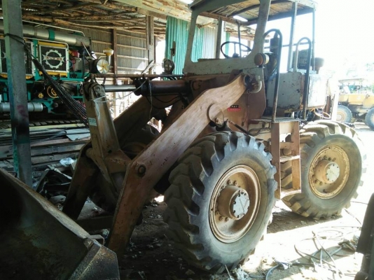 ขายรถตักล้อยาง JH30 สภาพพร้อมใช้งาน สนใจโทร 090-8588220คุณนะ 093-3258446คุณบิว หรือเข้าดูสินค้าอื่นๆได้ที่ www.truck.in.th/498 หรือเพจFacebook ณรงค์ ซื้อขายรถมือสอง (เว็บไซต์ส่วนตัว) หรือFacebook ตลาดรถมือสอง คุณนะ