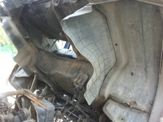 รถบรรทุก 6 ล้อ ใหญ่ ISUZU รุ่น KT26 ปี 2544 เครื่อง 100 แรง ราคา 195,000 บ.รถอยู่ดอนเมือง