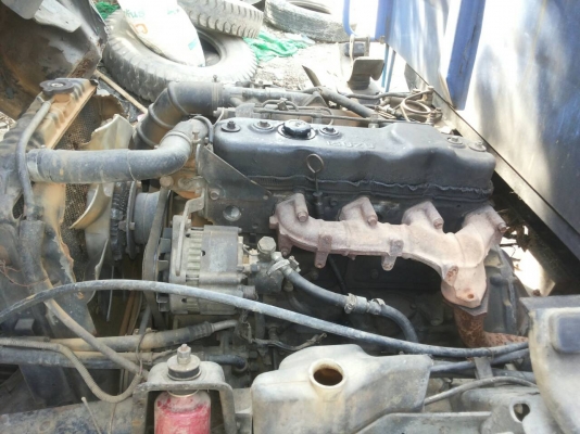 รถบรรทุก 6 ล้อ ใหญ่ ISUZU รุ่น KT26 ปี 2544 เครื่อง 100 แรง ราคา 195,000 บ.รถอยู่ดอนเมือง