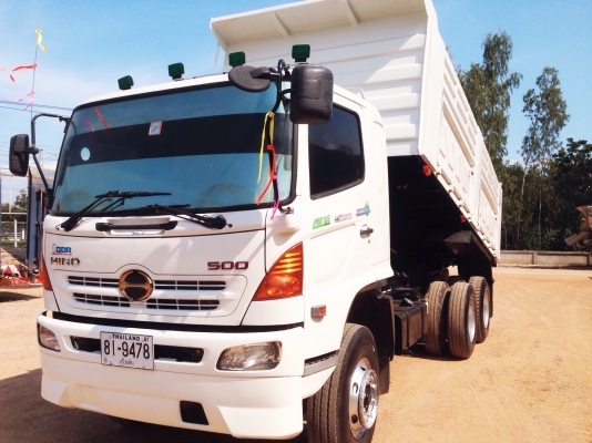 ขาย Hino  Mega. 320 .  ปี49ครับหัวเดิมสีไม่ได้เก็บ  ยาง80\%พร้อมใช้งานราคาต่อลองที่รถครับ