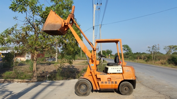 ขายด่วน รถตัก TOYOTA 4SGตัก1.2ตัน1.2คิวยกสูง3เมตรรถนอกนำเข้ายังไม่เคยใช้งานในเมืองไทยเลยรุ่นใหม่ ขายด่วน รถตัก TOYOTA 4SGตัก1.2ตัน1.2คิวยกสูง3เมตรรถนอกนำเข้ายังไม่เคยใช้งานในเมืองไทยเลยรุ่นใหม่