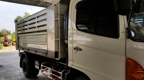 ขายรถบรรทุก 6 ล้อ