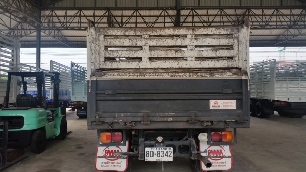 ขายรถบรรทุก 6 ล้อ