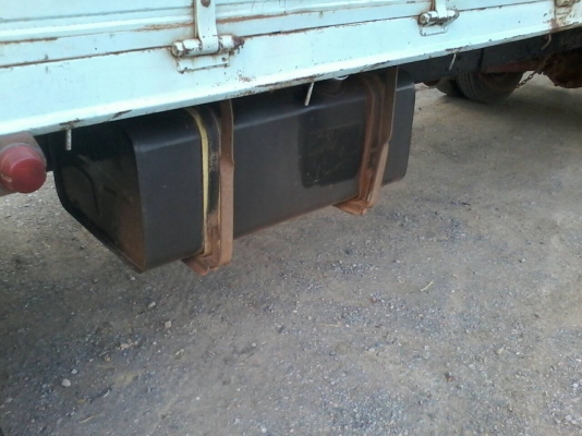 ขาย6ล้อRocky195กระบะคอกยาว8เมตรยางใหม่6เส้นช่วงล่าง8น็อต ขาย6ล้อRocky195กระบะคอกยาว8เมตรยางใหม่6เส้นช่วงล่าง8น็อต