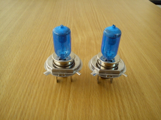 หลอดไฟหน้า H4U REMIX SPARK BEAM 12v 60/80w