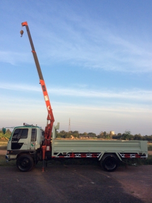 HINO6ล้อ พร้อมเครน 3ตัน เครื่องดี ครัทซีสวย ยางดี พร้อมใช้งาน ขาย 700,000 บาท ศุภากร 081-1903107, 081-4252943