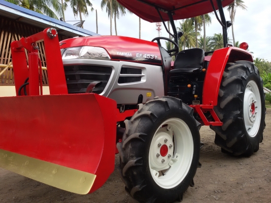 ปัญญาแทรคเตอร์ จัดให้ครับ ยันม่า EF453T ใบมีดคานล่างพร้อมโรตาลี่1.80SBK