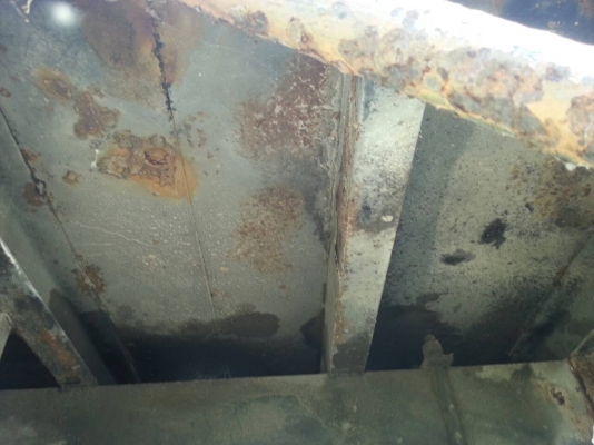 รถอีซูซุ 6 ล้อ รุ่น NKR จดทะเบียนปี 2537 มีภาพ วีดีโอ ให้ดูขนาดติดเครื่องยนต์