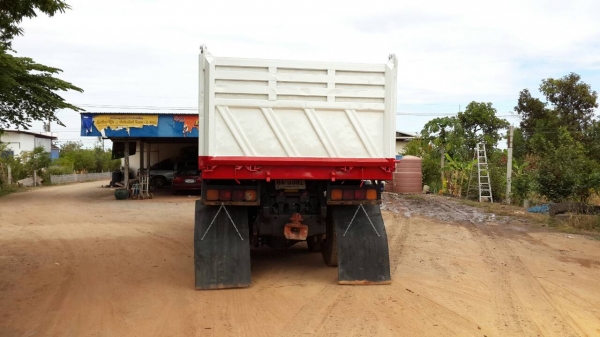 ขายสิบล้อ อิซูซุ 360 ( ปี55 )แม่เดี่ยวคับมีชุดลำโพง ขาย 23.5 จัดแน่นได้21คับ (สอบถามรายละเอียดติดต่อ คุณก้อง โทร 0814243633) ขายสิบล้อ อิซูซุ 360 ( ปี55 )แม่เดี่ยวคับมีชุดลำโพง ขาย 23.5 จัดแน่นได้21คับ (สอบถามรายละเอียดติดต่อ คุณก้อง โทร 0814243633)