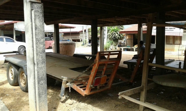 ขายรถเกี่ยวข้าว KUBOTA DC-95GM ปี 54 อุ้ม 1.5 ตัน พร้อมเทนเลอร์ลาก ราคาคุยกันได้ครับ