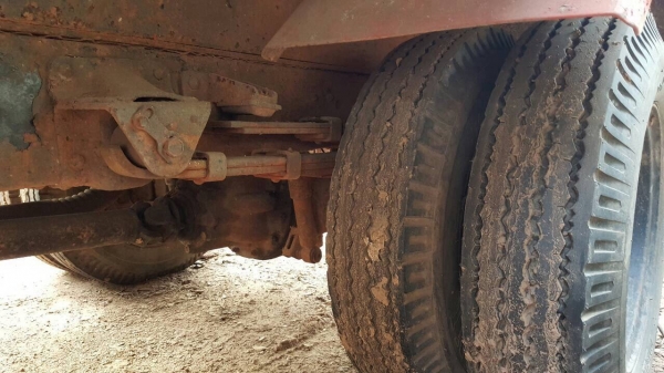 ขายรถ 6 ล้อดั้ม TOYOTA BU87 เครื่อง 14B 115 แรงม้า คัสซีสวยตลอดเส้น เกียร์สั้น ยางเต็มทั้ง 6 เส้น ทะเบียนพร้อมโอนครับ