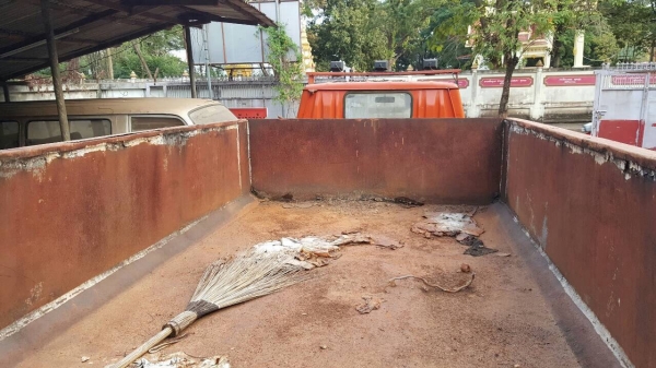 ขายรถ 6 ล้อดั้ม TOYOTA BU87 เครื่อง 14B 115 แรงม้า คัสซีสวยตลอดเส้น เกียร์สั้น ยางเต็มทั้ง 6 เส้น ทะเบียนพร้อมโอนครับ