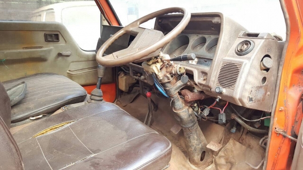 ขายรถ 6 ล้อดั้ม TOYOTA BU87 เครื่อง 14B 115 แรงม้า คัสซีสวยตลอดเส้น เกียร์สั้น ยางเต็มทั้ง 6 เส้น ทะเบียนพร้อมโอนครับ