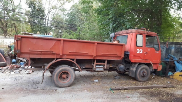 ขาย 6 ล้อดั้ม FUSO ยาง 825/16 ดั้มยาว 3.80 เมตร เครื่อง 6D16 195 แรงม้า คัสซีสวยตลอดเส้น ยางเต็ม ทะเบียนเต็มพร้อมโอน