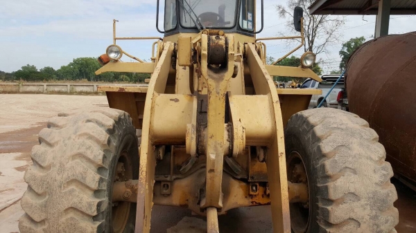 ขายรถตัก CAT 936 สภาพร้อมใช้งาน เอกสารใบอินวอยซ์ ราคาต่อรองได้