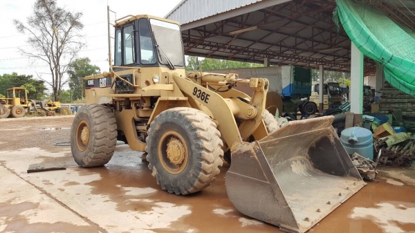 ขายรถตัก CAT 936 สภาพร้อมใช้งาน เอกสารใบอินวอยซ์ ราคาต่อรองได้