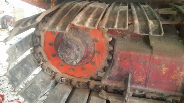 ขายรถเกี่ยวข้าว เกษตรพัฒนา รุ่นปลดหนี้ เครื่อง195เทอร์โบว์ ช่วงล่างตัวเดิน10 ปี๊ม22 สภาพเกี่ยวปกติ