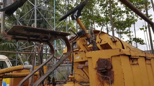 ขาย รถบดล้อยาง 11 ล้อ เอกสารเล่มทะเบียนครบ รถใช้งานได้ปกติ ราคาต่อรองได้ครับ