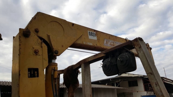 ขาย 10 ล้อ ISUZU JCM เพลาเดียว ท้ายลาด พร้อมติดเครน 3.5 ตัน 5 ปลอก เครื่อง EH700 168 แรงม้า คัสซีสวยตลอดเส้น พาวเวอร์ ทะเบียนพร้อมโอนครับ