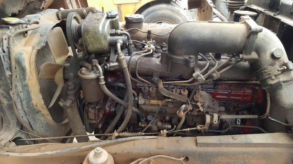 ขาย 10 ล้อ ISUZU JCM เพลาเดียว ท้ายลาด พร้อมติดเครน 3.5 ตัน 5 ปลอก เครื่อง EH700 168 แรงม้า คัสซีสวยตลอดเส้น พาวเวอร์ ทะเบียนพร้อมโอนครับ