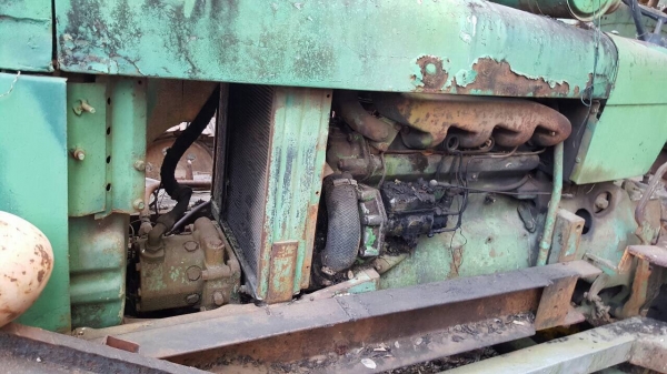 ขายตามสภาพ รถไถ JOHN DEERE เครื่องชาร์ฟติด เกียร์เฟืองท้ายดี ยางดี อุปกร์มีแต่ผานดันหน้า ราคาต่อรองได้