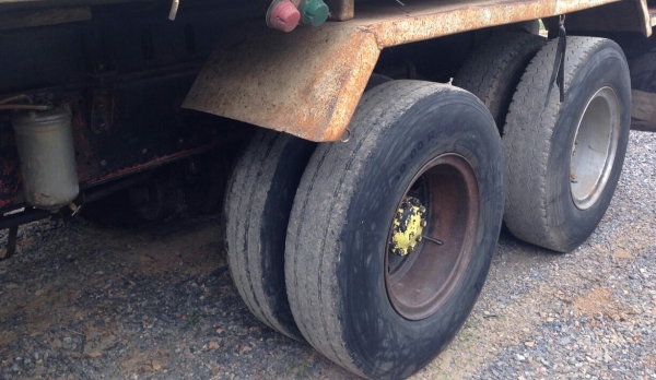 ขาย 850,000บ สิบล้อ อีซูซุ ร็อค FXZ23N 240นางฟ้า วางเครือง 210 มาใหม่ สโลส 2เพา ดั้มสามมิตร สภาพดีสวยบางเดิมพร้อมลุย ทะเบียนพร้อมโอน ราคา850,000บ ต่อรองได้ ครับ ขาย 850,000บ สิบล้อ อีซูซุ ร็อค FXZ23N 240นางฟ้า วางเครือง 210 มาใหม่ สโลส 2เพา ดั้มสามมิตร สภาพดีสวยบางเดิมพร้อมลุย ทะเบียนพร้อมโอน ราคา850,000บ ต่อรองได้ ครับ