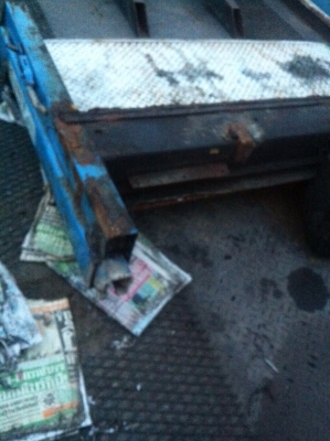 ขายฝาท้ายลิฟต์