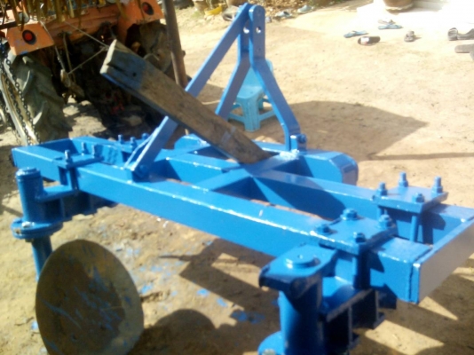 ผานยกล่อง CMT ใช้รถ50แรงขึ้นไปครับ ของรถไถใหญ่ โครง2.50เมตร