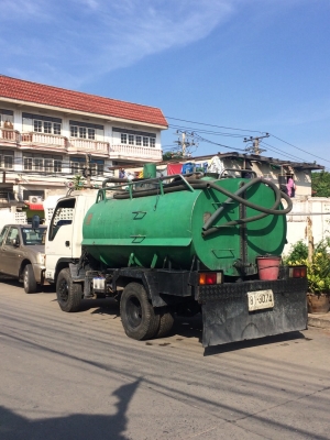 รถสูบส้วมถังแสตนเลส