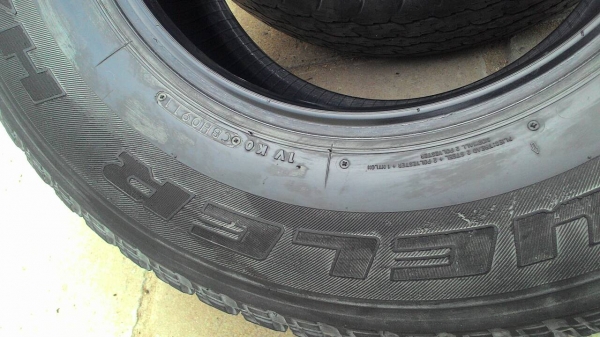 255/70R15 BRIDGESTONE DUELER H/T มี 2 เส้น tel.081-427-3941 ไอดีไลน์ autobot107 255/70R15 BRIDGESTONE DUELER H/T มี 2 เส้น tel.081-427-3941 ไอดีไลน์ autobot107