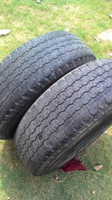 255/70R15 BRIDGESTONE DUELER H/T  มี 2  เส้น tel.081-427-3941 ไอดีไลน์ autobot107