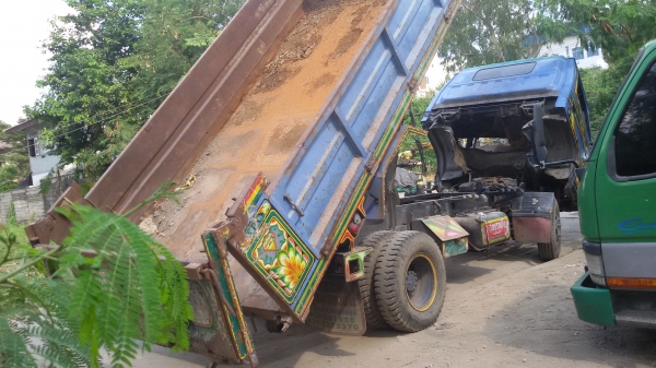 ISUZUดั้ม..เครื่อง4BC2.ช่วง.3,80เมตร.ครัชซีเครื่อง.ดีมาก.หลังF.เพาเวอร์.หัวเก๋งพื้นผุ.บ้างนิดหน่อย.สภาพพร้อมใช้งาน.