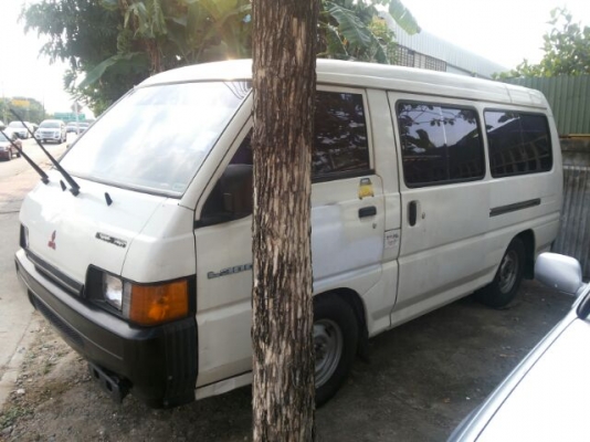 ตู้ L300 มือเดียว พาวเวอร์ สวยเดิม เกียร์คอ ประตูคู่ สวยคลาสสิค วิ่งน้อย