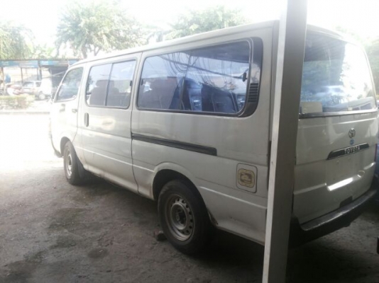 TOYOTA ตู้ ปี99 ดีเซล 5 แอล เดิมๆ มือเดียว สุดคุ้ม 79,000 บาท