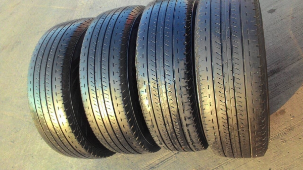 215/65R16 BRIDGESTONE DURAVIS ชุด 4 เส้น tel.081-427-3941 ไอดีไลน์ autobot107 215/65R16 BRIDGESTONE DURAVIS ชุด 4 เส้น tel.081-427-3941 ไอดีไลน์ autobot107