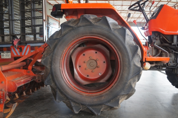 ขายด่วนครับ3408พร้อมโลตาลี่ตราช้างพร้อมใช้งาน