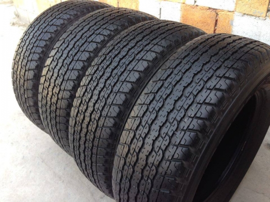 ยาง Bridgstone 255-65-17 ปลายปี 13 ครบชุด 4 เส้น 4500 สภาพสวยๆไม่กินข้างไม่มีปะไม่บวมดอกยางเหลือเยอะวิ่งใด้อีกนานค่ะ