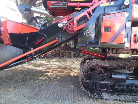 ขายรถเกี่ยวข้าว