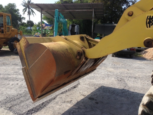 WA200-3 นำเข้าจากญี่ปุ่น 090-986-2521 อ๊อบ