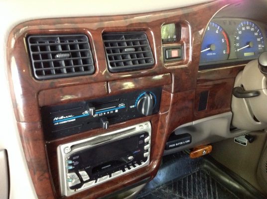 โยโยต้า สปอดครุยเซอร์ ไทเกอ 4 ประตู ปี 04 รุ่นลิมิเตทแท้ เบาะหนังจากห้าง