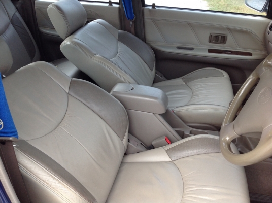 โยโยต้า สปอดครุยเซอร์ ไทเกอ 4 ประตู ปี 04 รุ่นลิมิเตทแท้ เบาะหนังจากห้าง