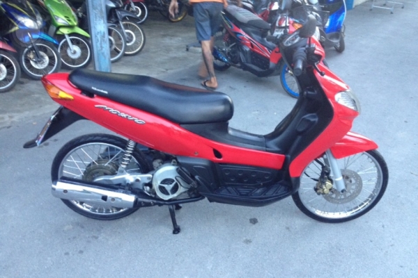 ขาย ราคา ตามนี้ สนใจติดต่อ ต่อรองราคา แชท ครับ เอกสารครบ เครื่องดี ทุกคัน ภาษีขาดไม่เกิน รถพร้อมใช้งาน สกุ๊ปปี้ไอ สีเหลือง 14500 เครื่องเงียบมาก นูโว้ตัวเก่า สีแดง 13500 เครื่องดีสภาพเดิมๆ นูโว้อิลิแก๊น สีน้ำเงิน 15500 เครื่องเงียบๆ พร้อมใช้งาน คลิกตัวเก่