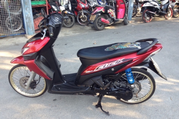 ขาย ราคา ตามนี้ สนใจติดต่อ ต่อรองราคา แชท ครับ เอกสารครบ เครื่องดี ทุกคัน ภาษีขาดไม่เกิน รถพร้อมใช้งาน สกุ๊ปปี้ไอ สีเหลือง 14500 เครื่องเงียบมาก นูโว้ตัวเก่า สีแดง 13500 เครื่องดีสภาพเดิมๆ นูโว้อิลิแก๊น สีน้ำเงิน 15500 เครื่องเงียบๆ พร้อมใช้งาน คลิกตัวเก่