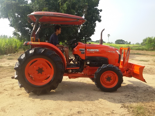 รถไถคูโบต้าL4708 มีไบมีดตราช้าง1อันสวยๆเดิมๆ พร้อมไช้งาน ขายใน ราคา378000บาท รถอยู่วังบัว คลองขลุง กำแพงเพชร สนใจสอบุถามได้ที่081 3655997 อำพร พาเจริญ ราคาต่อรองได้อีกนะครับ รถไถคูโบต้าL4708 มีไบมีดตราช้าง1อันสวยๆเดิมๆ พร้อมไช้งาน ขายใน ราคา378000บาท รถอยู่วังบัว คลองขลุง กำแพงเพชร สนใจสอบุถามได้ที่081 3655997 อำพร พาเจริญ ราคาต่อรองได้อีกนะครับ