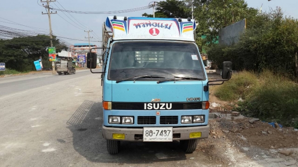 ขายรถบรนทุก NKR 110 แรง ขายรถบรนทุก NKR 110 แรง