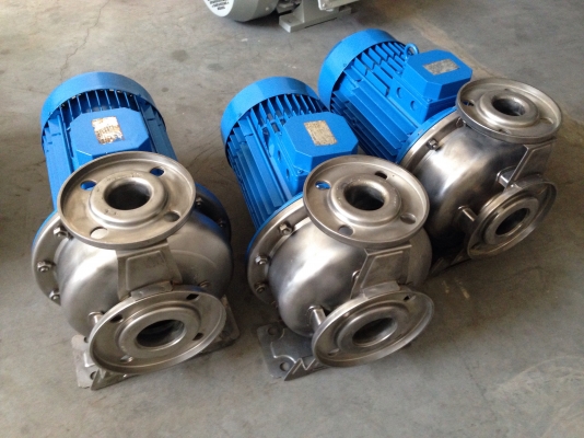 ขายปั้มน้ำหอยโข่งหัวปั้มสแตนเลส Ebara 10HP. 380V ขนาดเข้า 2.5นิ้ว ออก 2นิ้ว สภาพสวย พร้อมใช้งาน มี 3 ตัวครับ