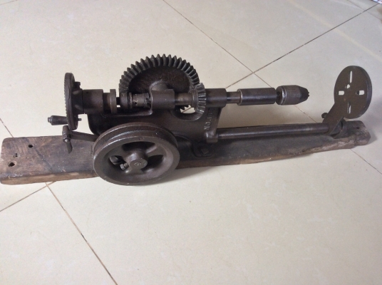 สว่านโบราญ USA