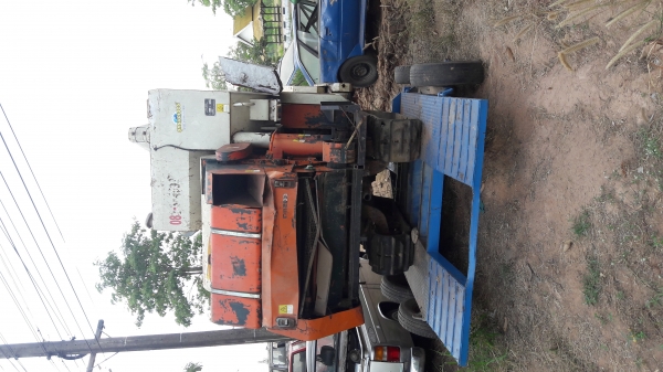 ขายรถเกี่ยวพร้อมรถลากขาย120000